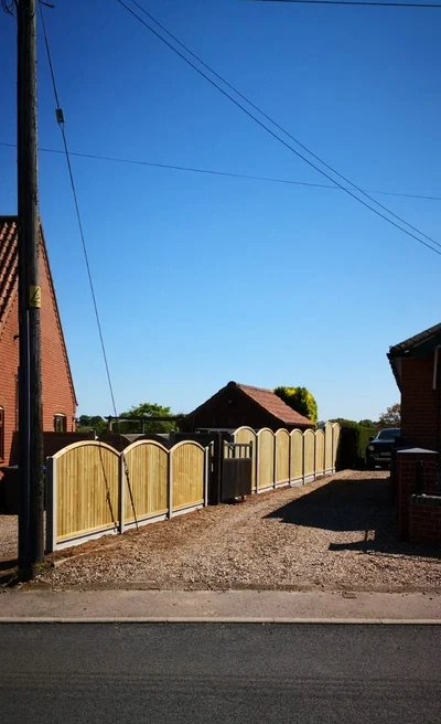 Domestic Fencing IMG003